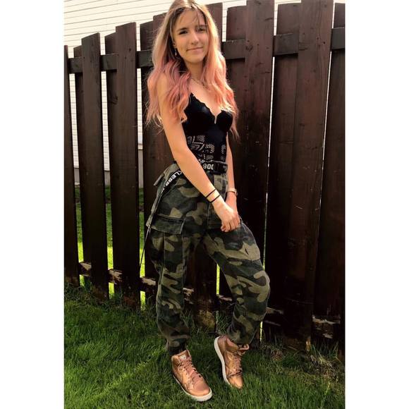 Meet your Posher, Lydia-maude - Picture 1 of 1